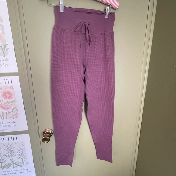 PINK Victoria's Secret Pants - PINK Active  Thermal Waffle Knit Joggers Sz M